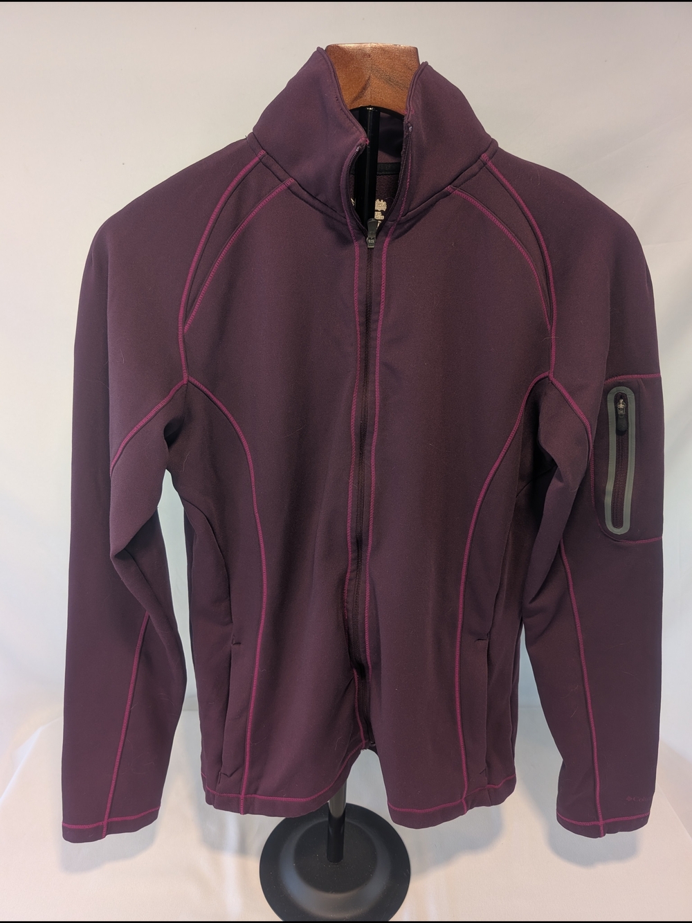 Columbia Women's Plum Zip-Up Athletic Jacket with Contrast Stitching Size Mediu